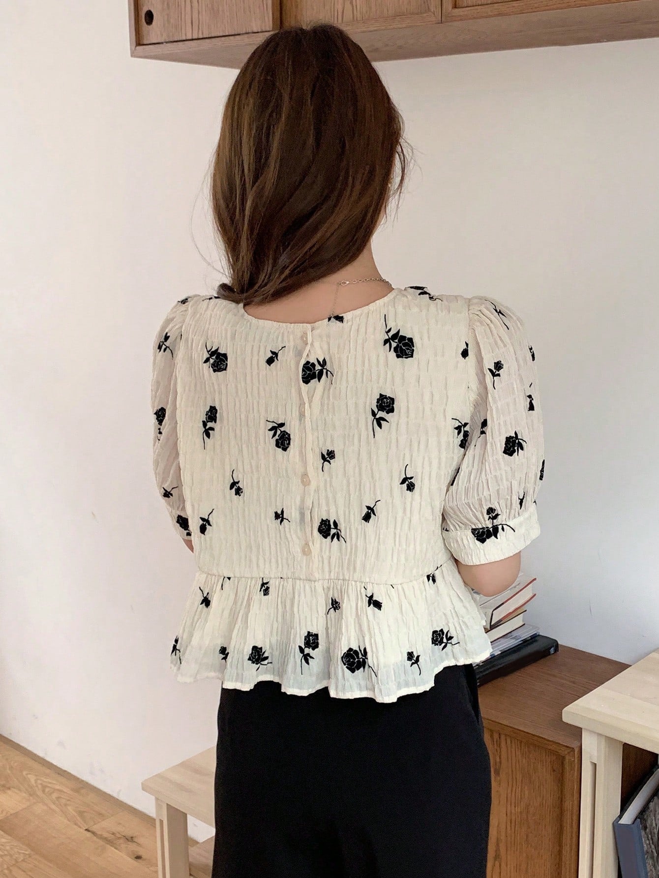 SHEIN DAZY Floral Textured Blouse