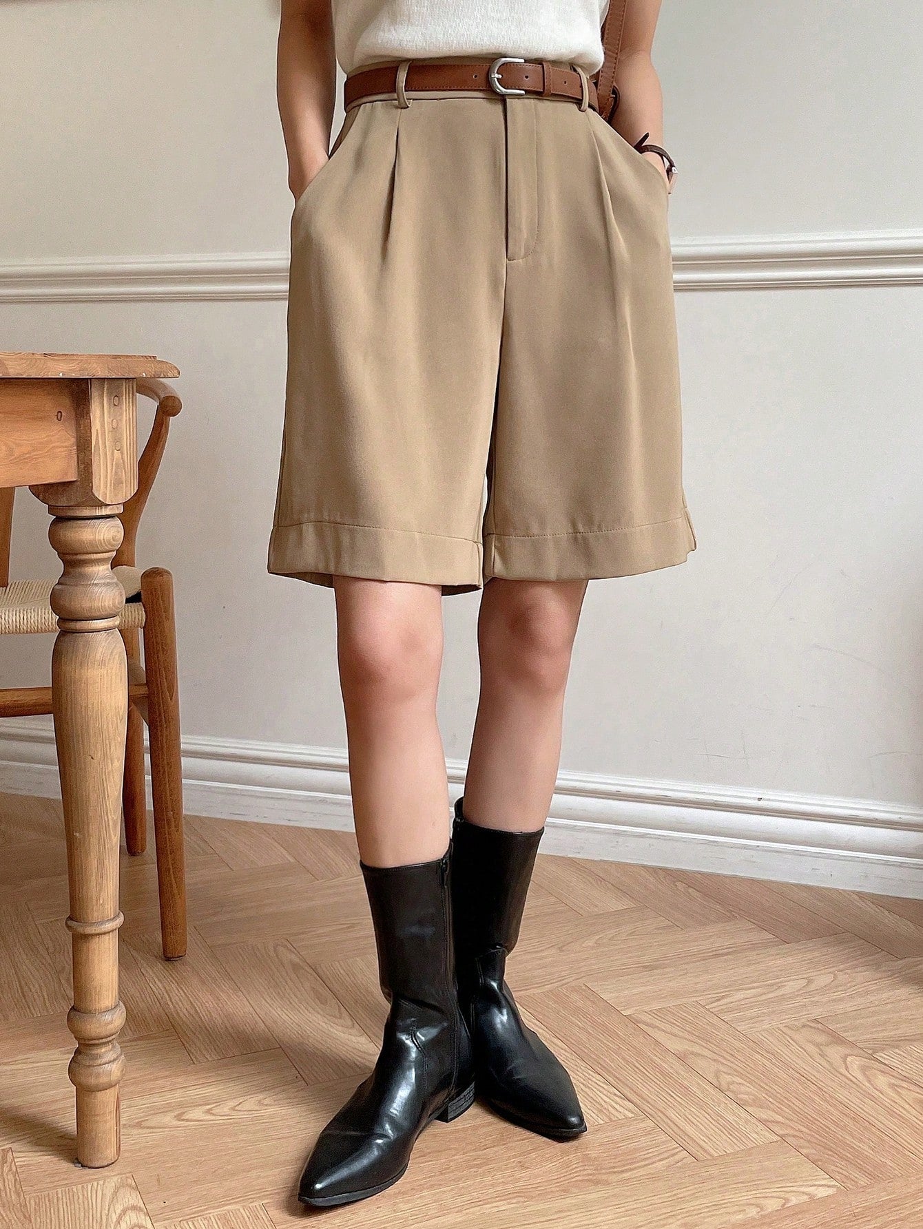 DAZY Slant Pocket Pleated Wide-Leg Shorts
