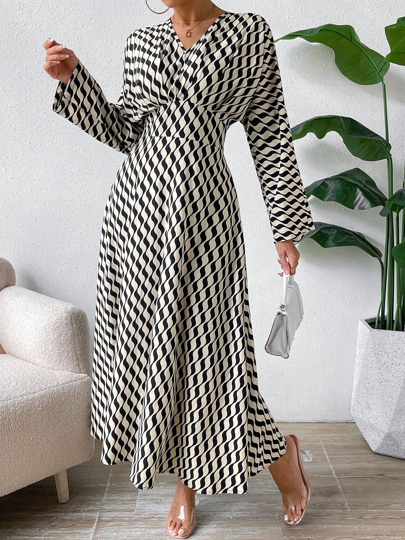 SHEIN Calvaya Zigzag Print Maxi Dress