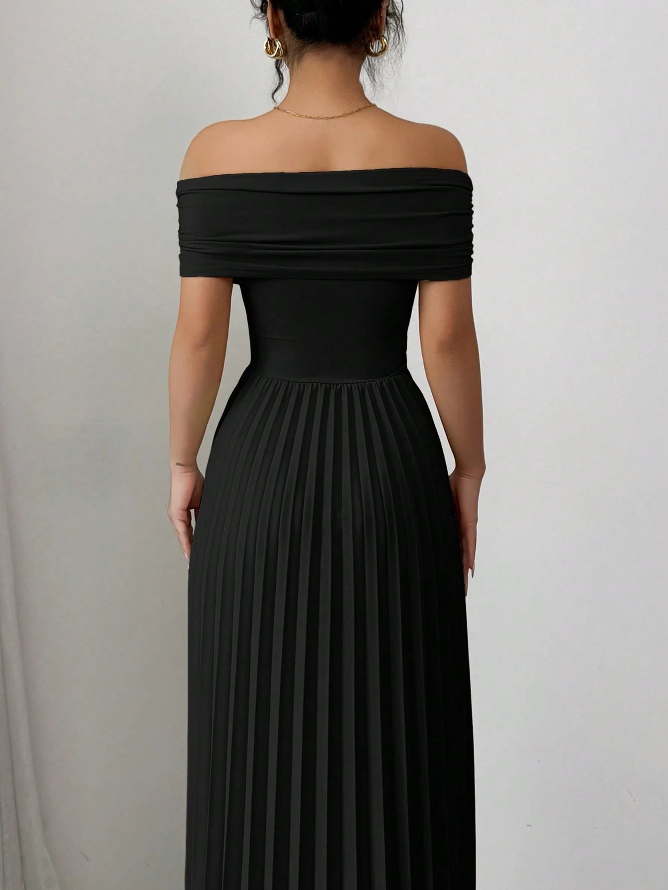 THE NOIR INFINITE DRAPE PLEATED DRESS