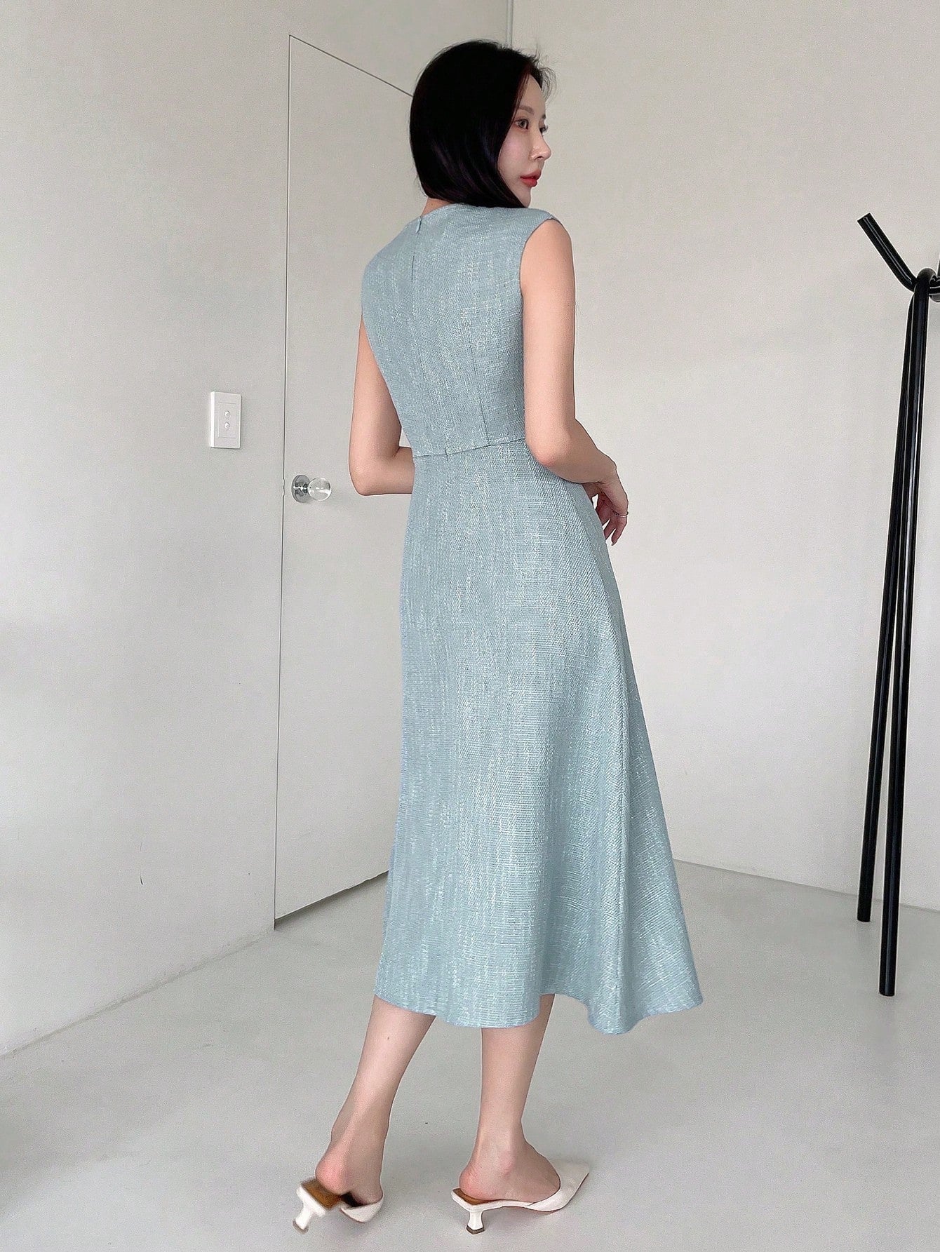 SHEIN DAZY Solid Notched Neckline A-line Dress