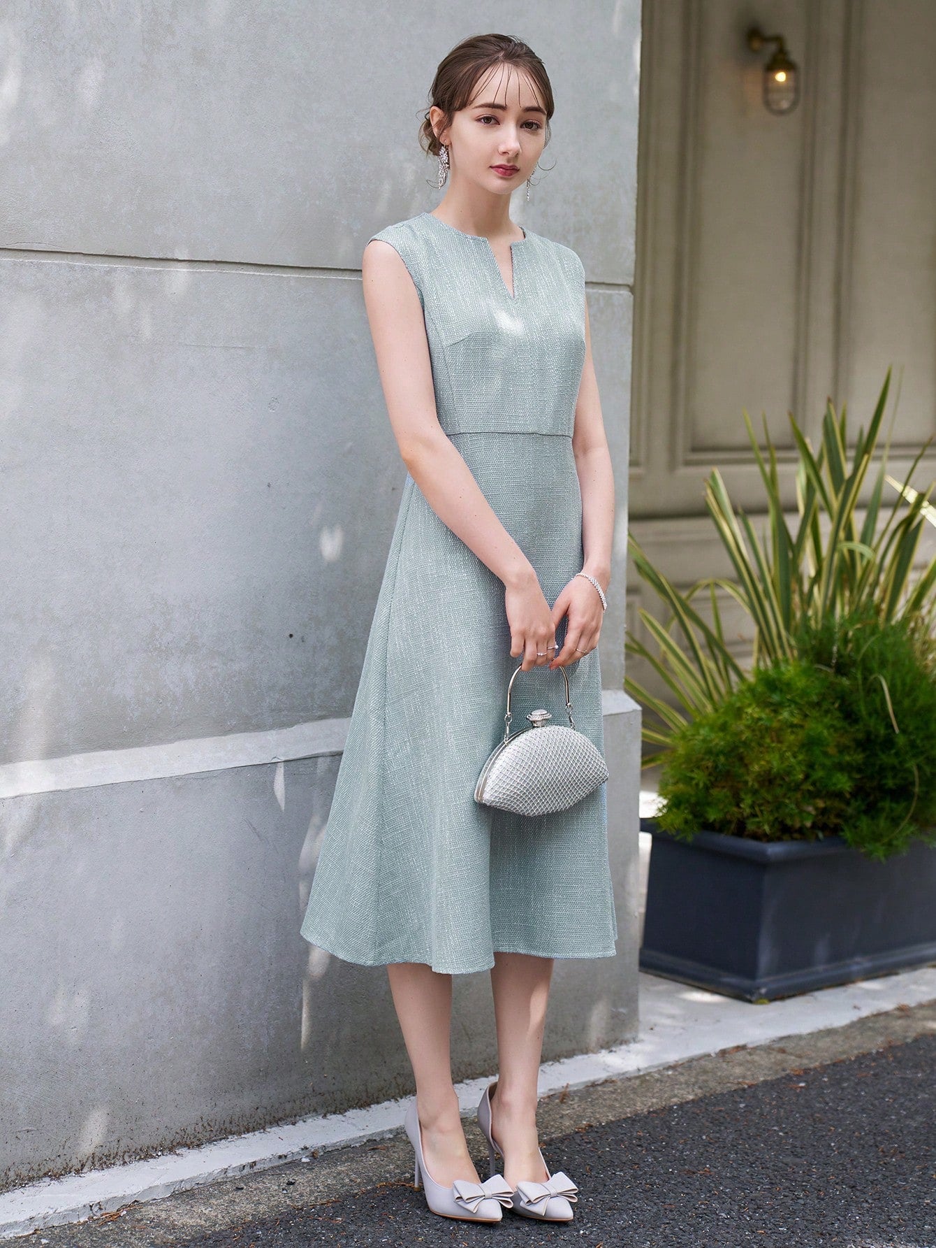SHEIN DAZY Solid Notched Neckline A-line Dress