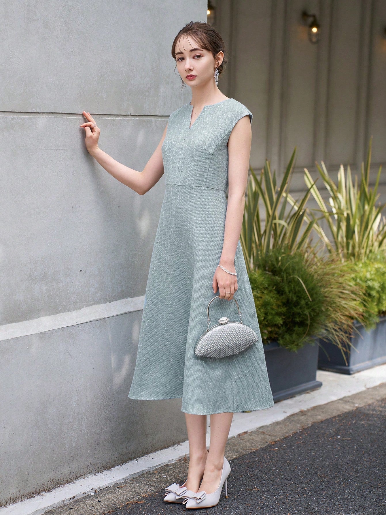 SHEIN DAZY Solid Notched Neckline A-line Dress