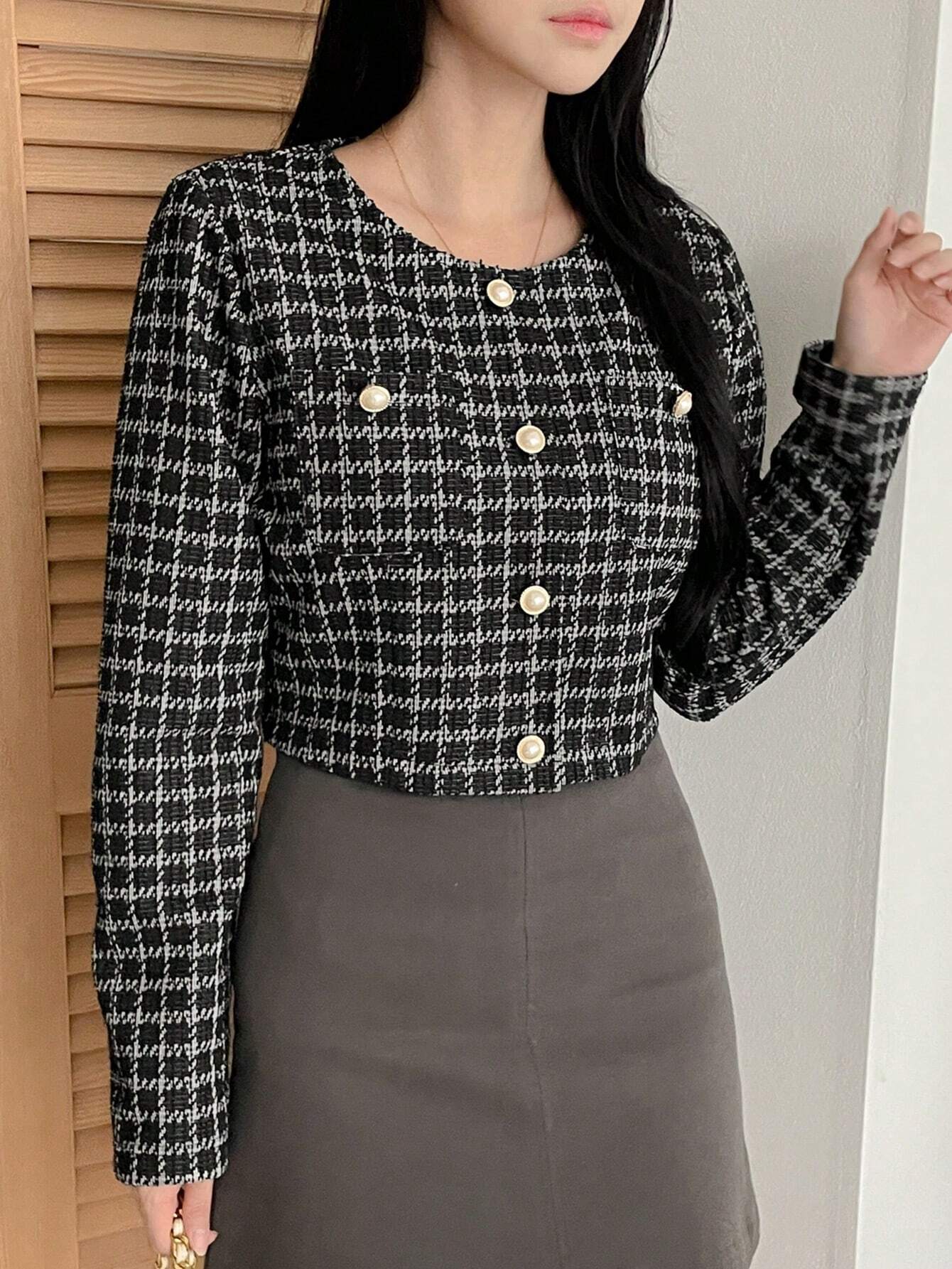 DAZY - Plaid Round Neck Stylish Short Cardigan Jacket