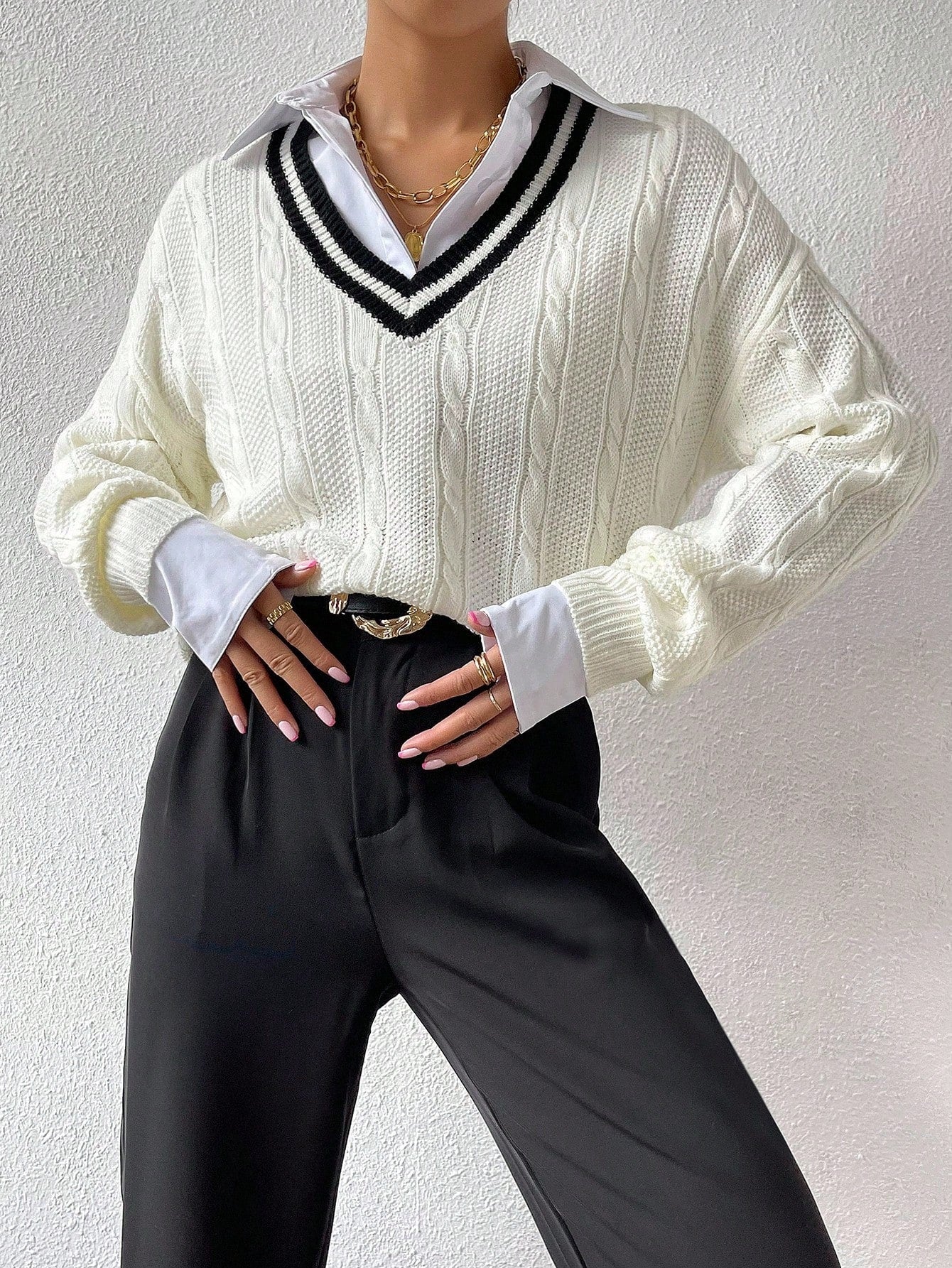 Ritzy Row V-Neck Loose Knit Sweater – XS