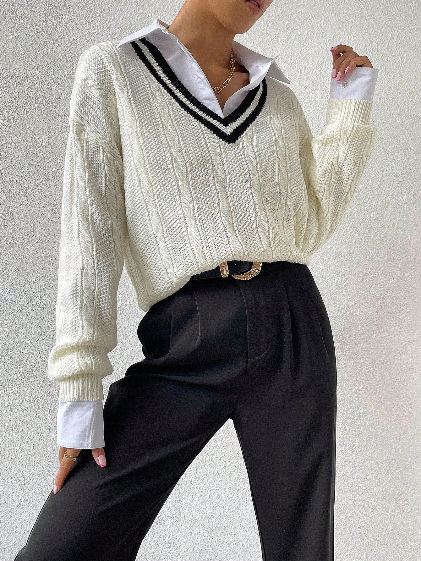 Ritzy Row V-Neck Loose Knit Sweater – XS