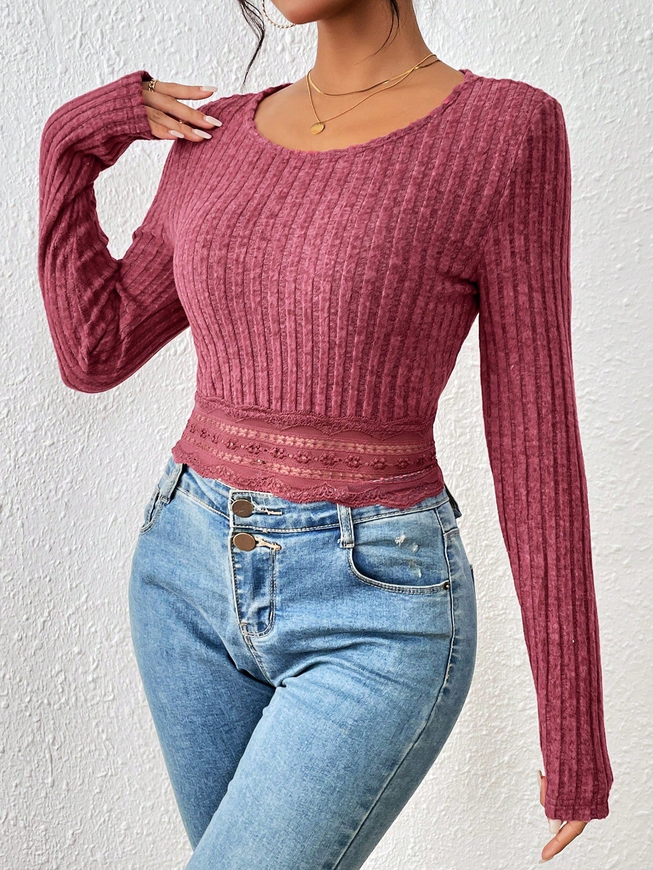 SHEIN Frenchy Contrast Lace Crop Tee