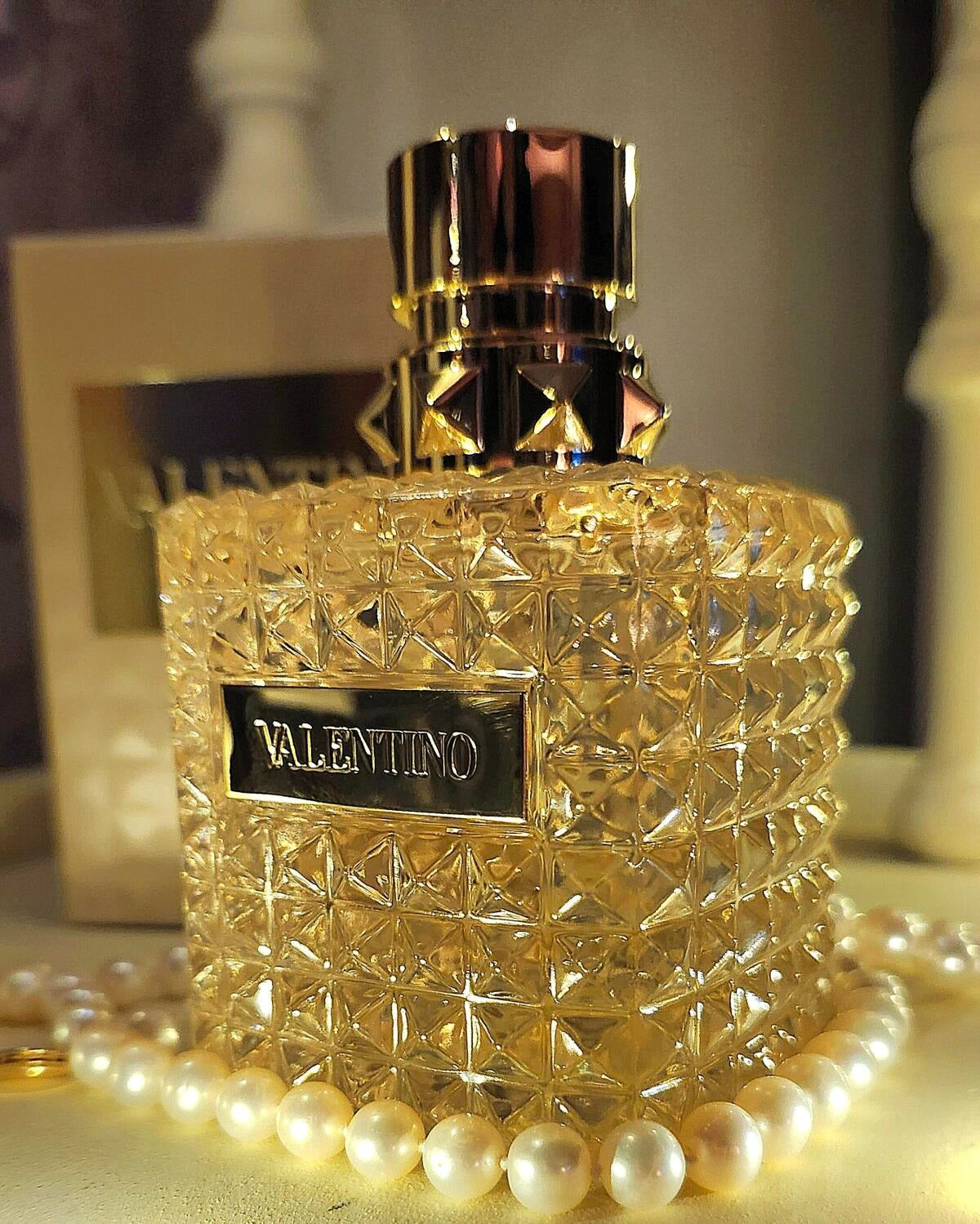 Valentino Born in Roma The Gold Donna EDP