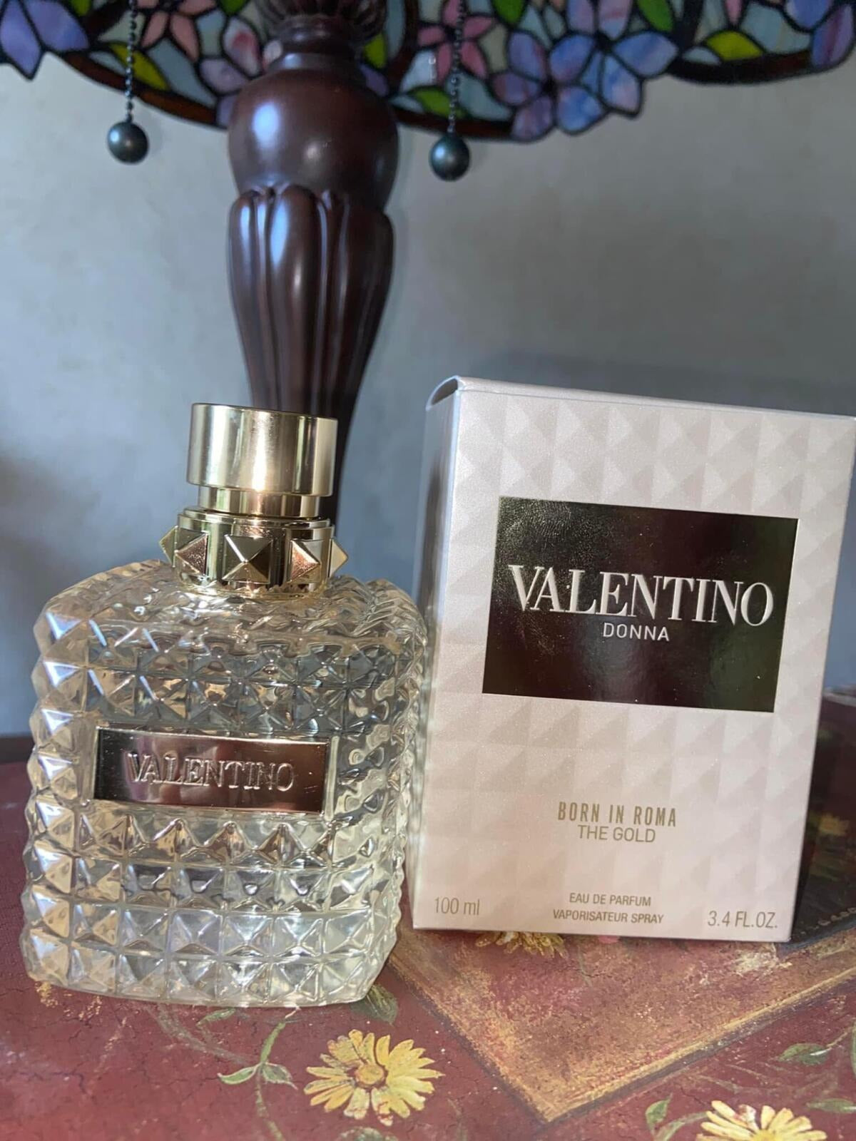 Valentino Born in Roma The Gold Donna EDP