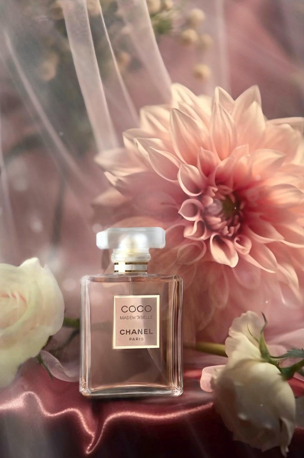 Coco Mademoiselle Chanel Eau de Parfum – Women