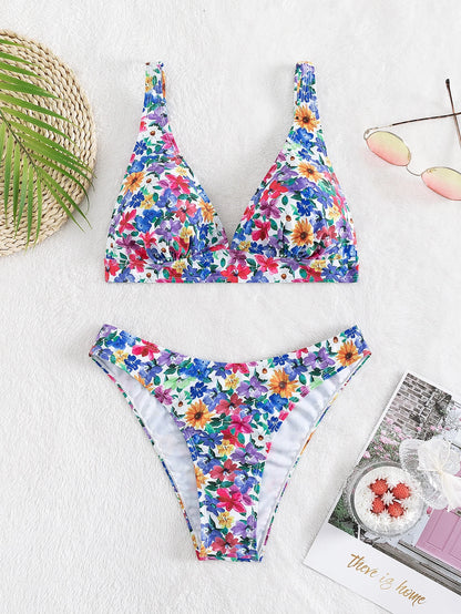 Floral Bikini Set – Summer Bloom Edition