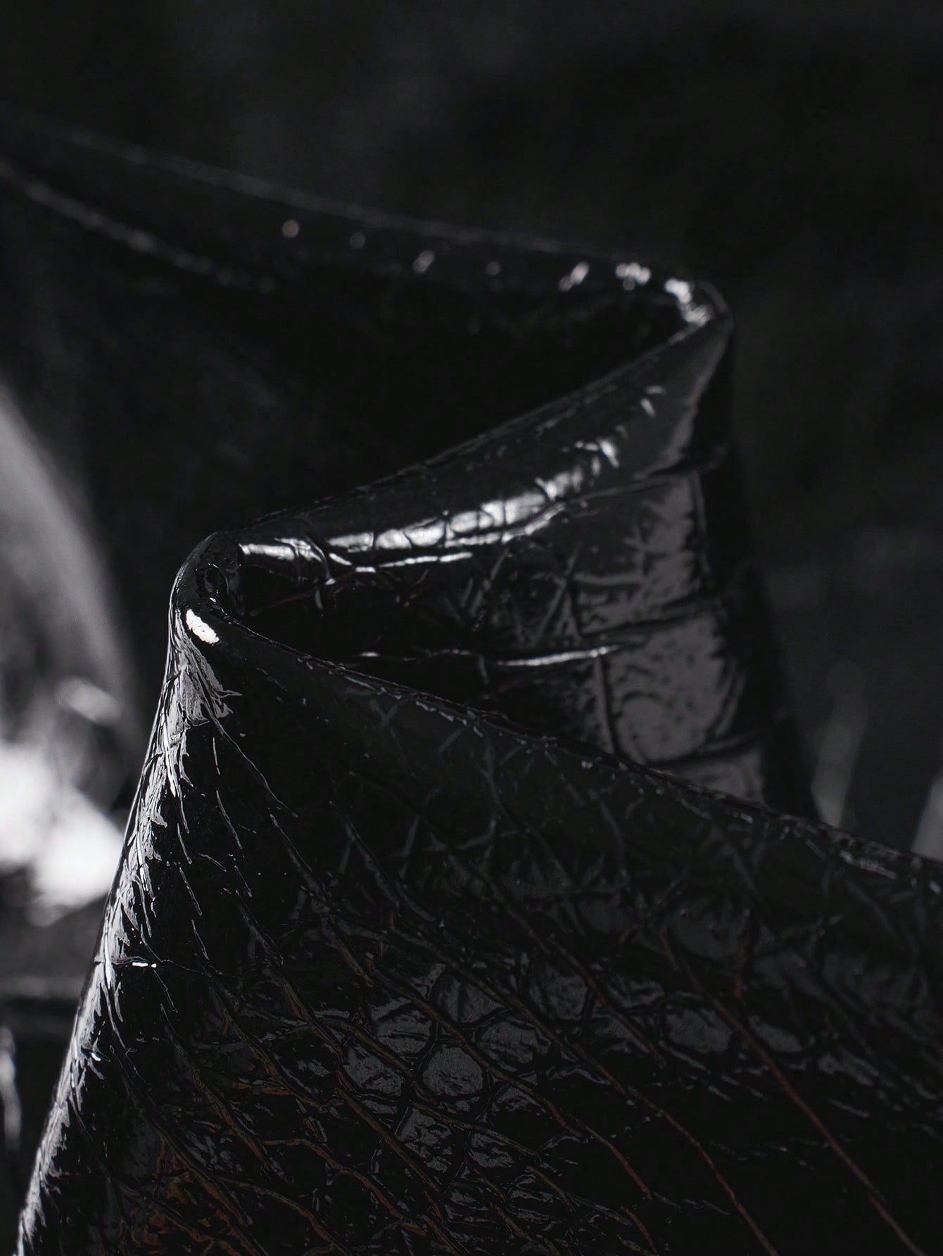 SHEIN MOTF Croco-Embossed Mini Skirt