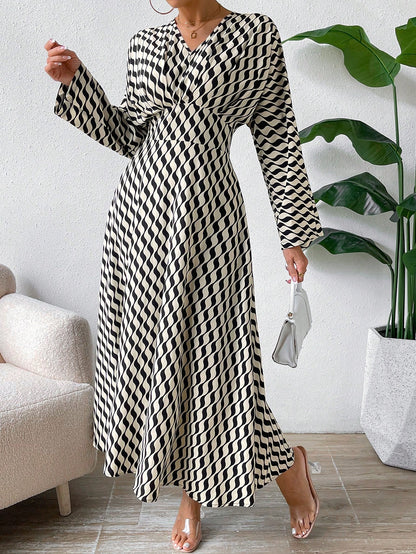 SHEIN Calvaya Zigzag Print Maxi Dress