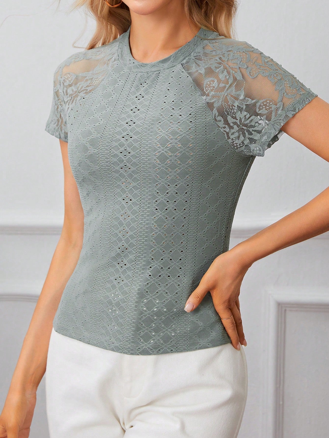 SHEIN Frenchy  Contrast Lace Sleeve Embroidered Tee