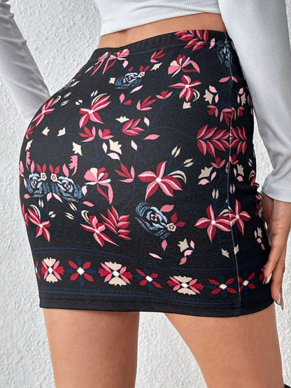 SHEIN VCAY Floral Print High Waist Mini Skirt