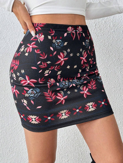 SHEIN VCAY Floral Print High Waist Mini Skirt