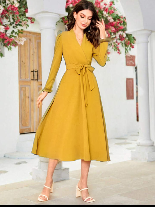 Dress SHEIN Modely Solid Color Belted Pleated - ZEBrand