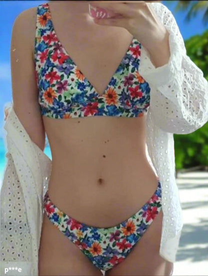 Floral Bikini Set – Summer Bloom Edition