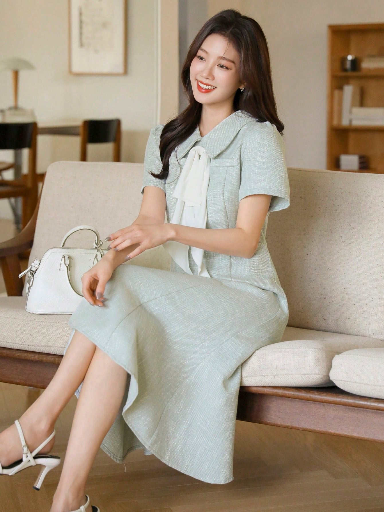 SHEIN DAZY Contrast Collar Fishtail Midi Dress