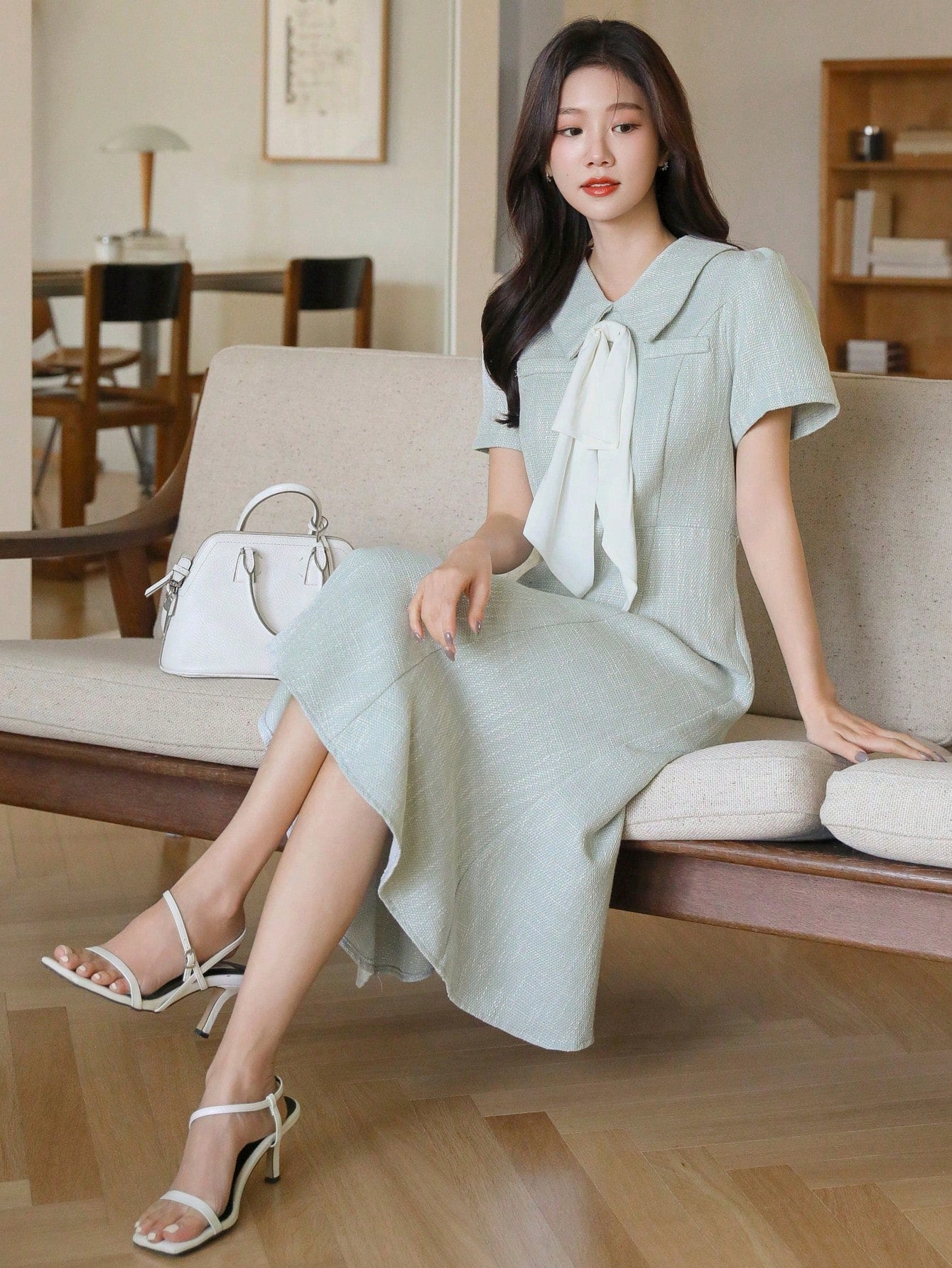 SHEIN DAZY Contrast Collar Fishtail Midi Dress