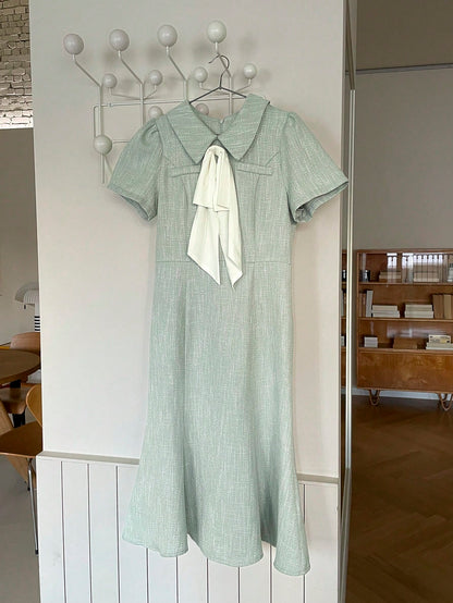 SHEIN DAZY Contrast Collar Fishtail Midi Dress