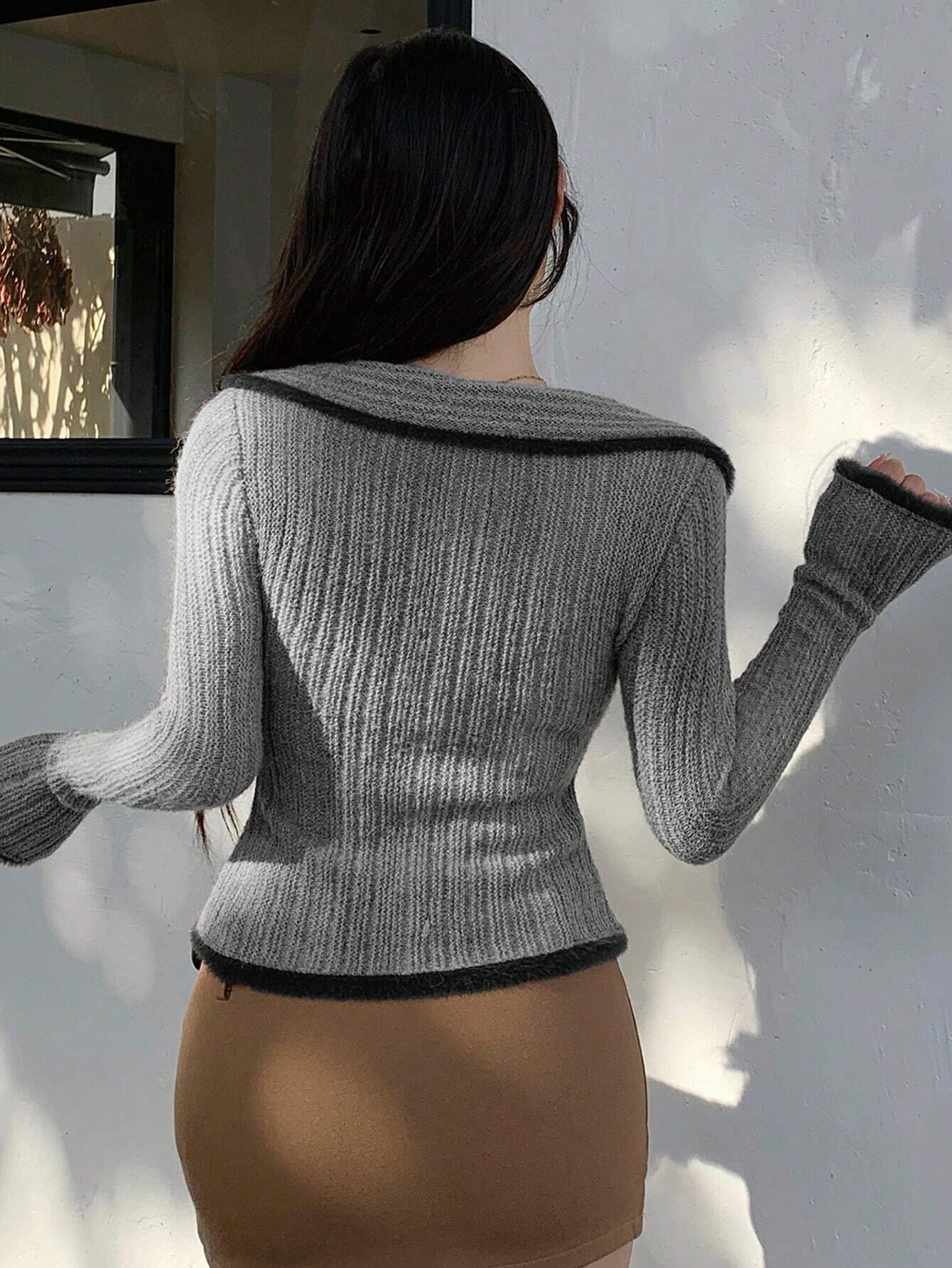 DAZY – Fluffy Color Block Zip-Up Cardigan