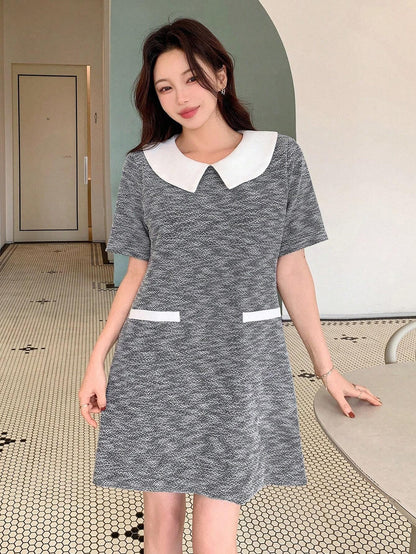 DAZY - Contrast Color Peter Pan Collar Mini Dress