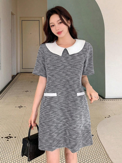 DAZY - Contrast Color Peter Pan Collar Mini Dress