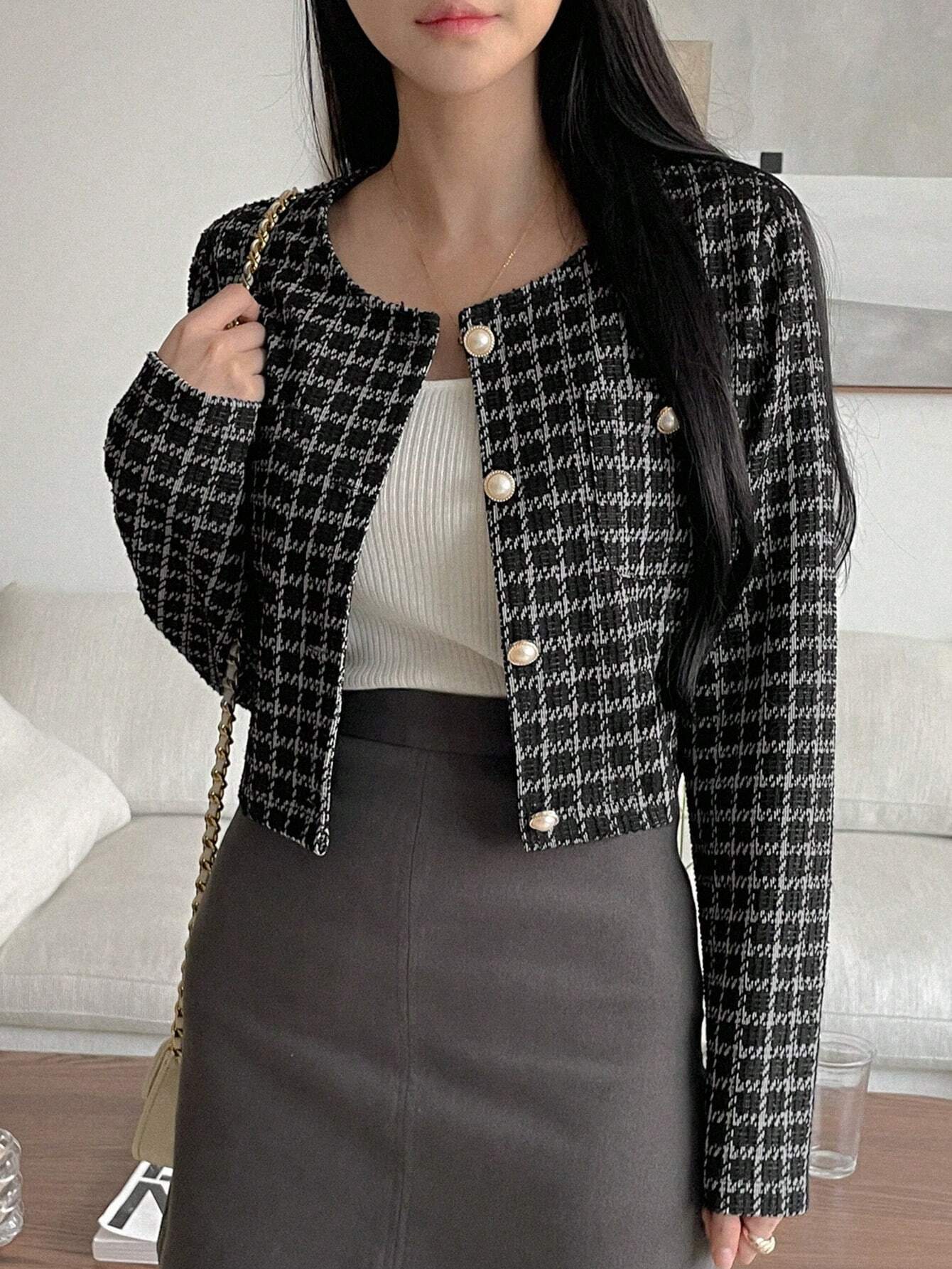 DAZY - Plaid Round Neck Stylish Short Cardigan Jacket