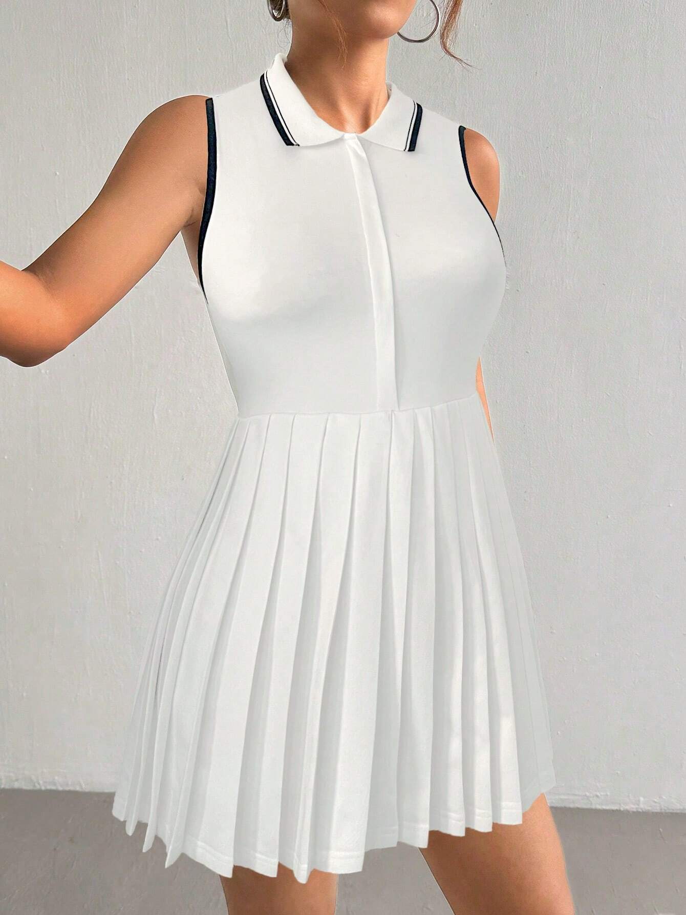EASITHLETE COLOR-BLOCKED SPORTS DRESS