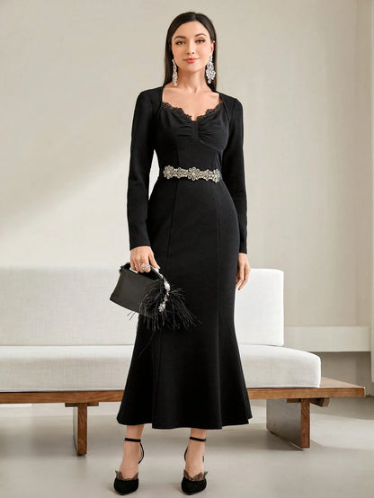 Modelyn Sweetheart Neck Lace Trim Mermaid Hem Dress Without Belt