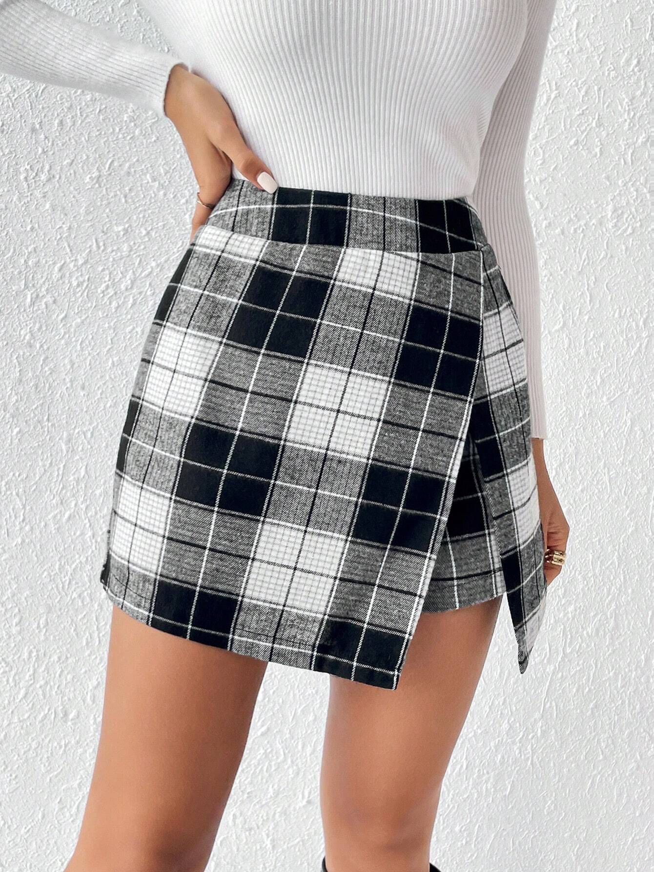 SHEIN LUNE Black & White Grid Wrap Skort