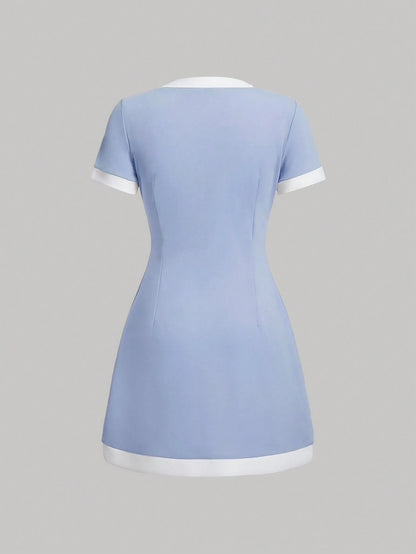 The MOD Vintage Contrast Trim Bow Dress