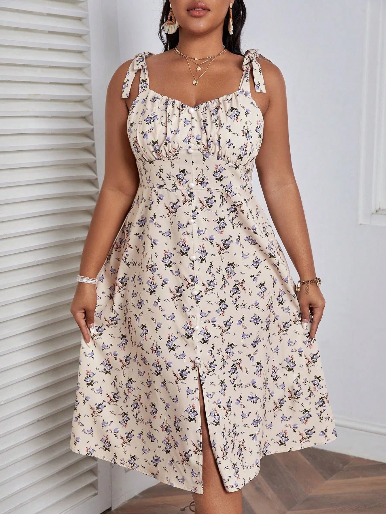 SHEIN VCAY DITSY FLORAL CAMI DRESS