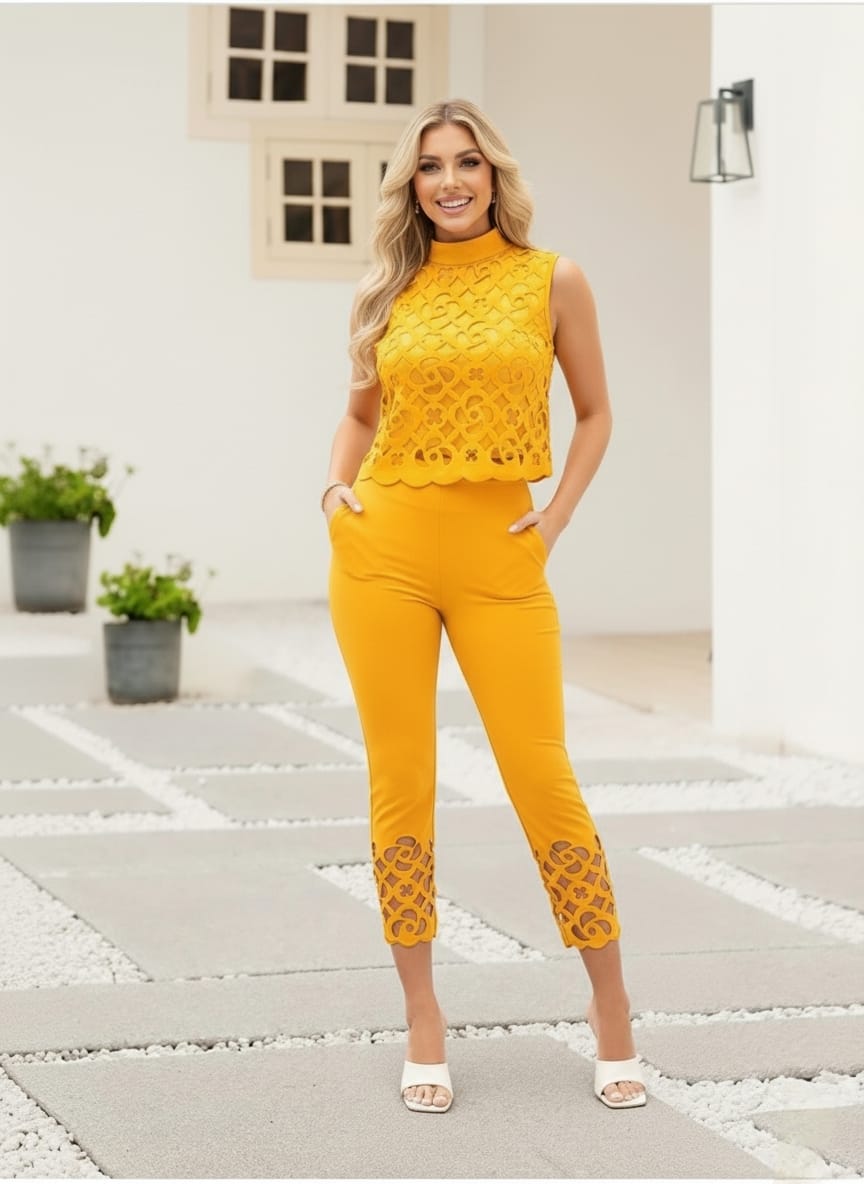 Chicme Women Fashionable Top And Capri Pants Two-Piece Set