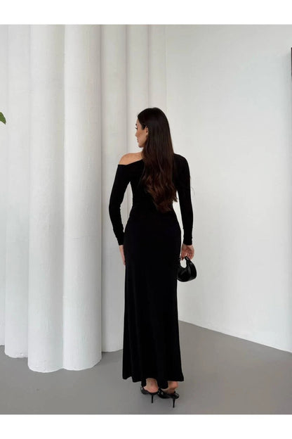 THE NOIR PRESTIGE LYCRA GOWN