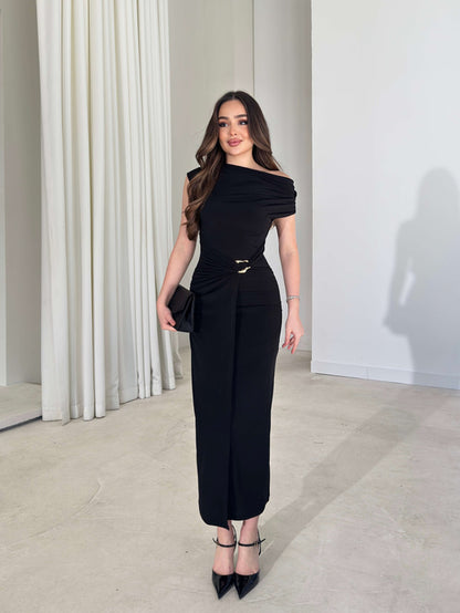 THE ROYAL PLEATED MAXI GOWN - Black