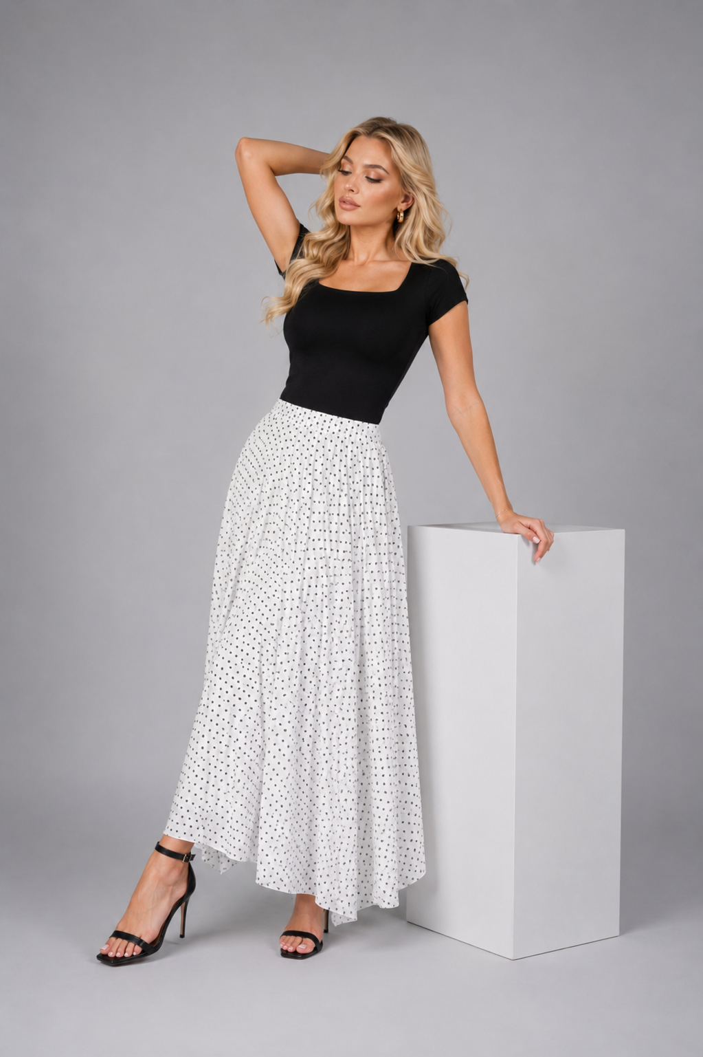 THE POLKA DOT RUFFLED SKIRT