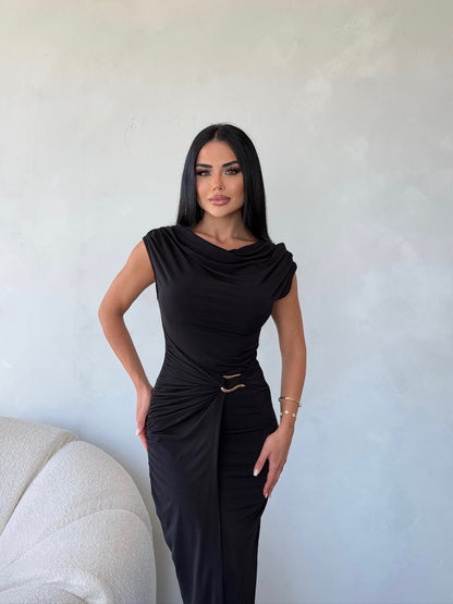THE ROYAL PLEATED MAXI GOWN - Black
