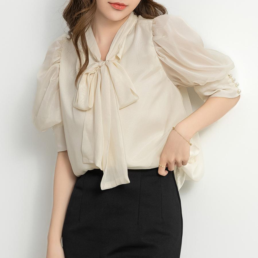 DAZY THE TIE-NECK PEARL PUFF BLOUSE