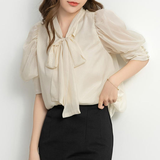 DAZY THE TIE-NECK PEARL PUFF BLOUSE